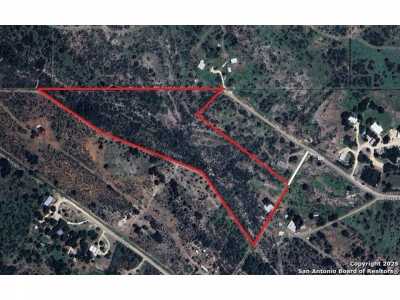 Residential Land For Sale in Uvalde, Texas