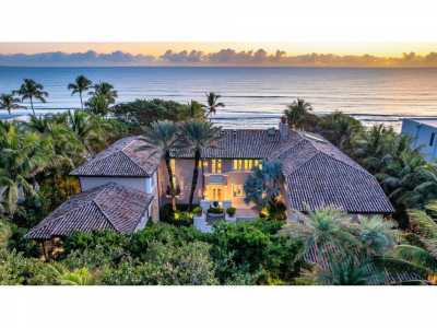 Home For Sale in Hillsboro Beach, Florida