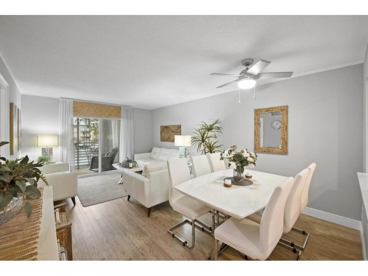 Picture of Home For Sale in Lake Worth, Florida, United States