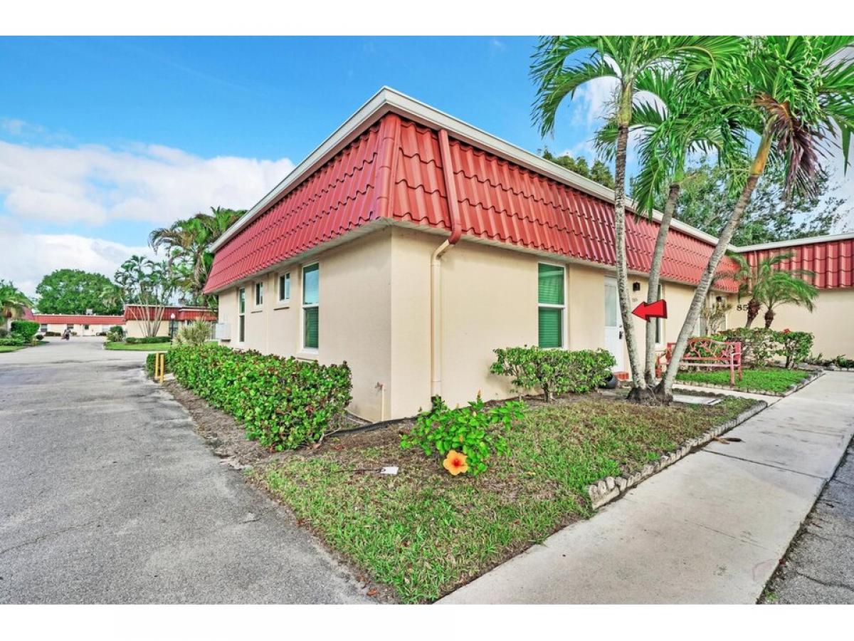 Picture of Home For Sale in Lake Worth, Florida, United States