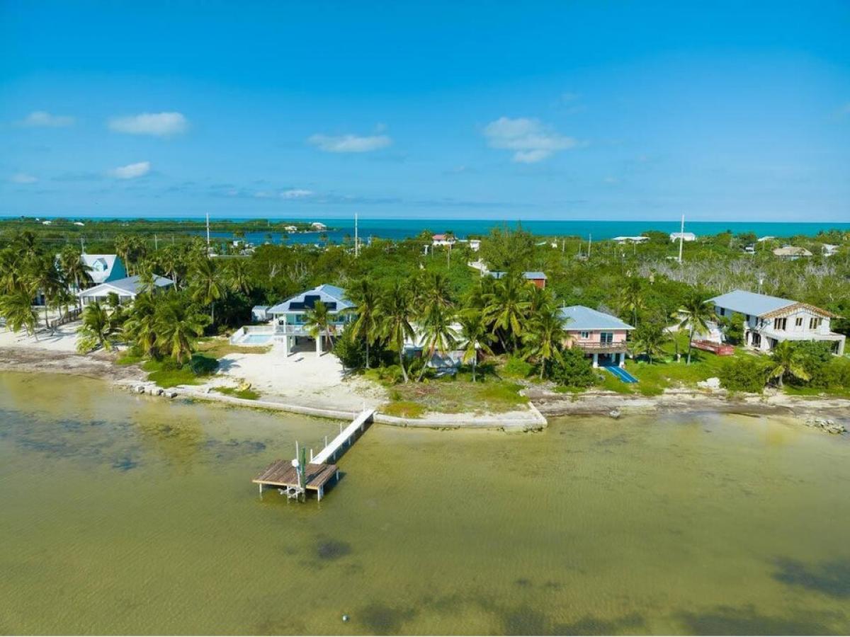 Picture of Residential Land For Sale in Marathon, Florida, United States