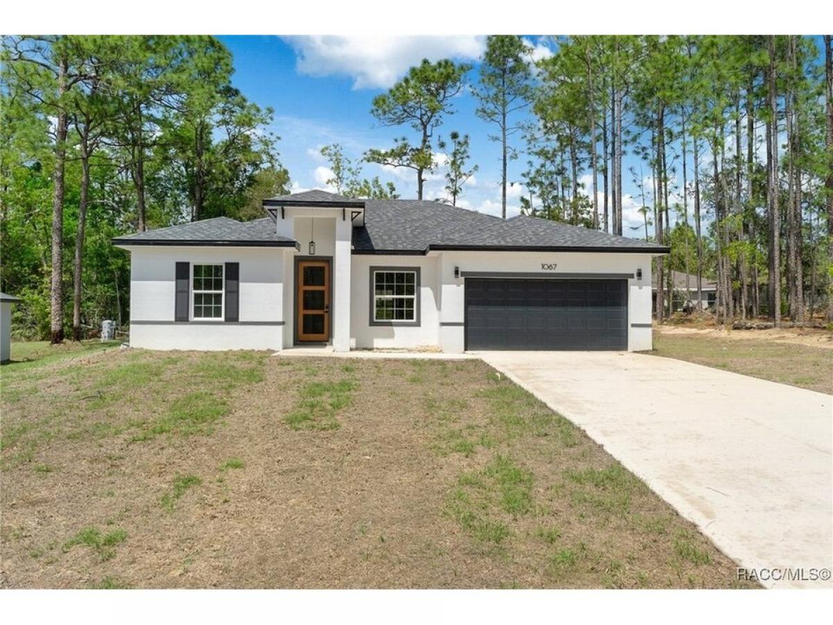 Picture of Home For Sale in Citrus Springs, Florida, United States