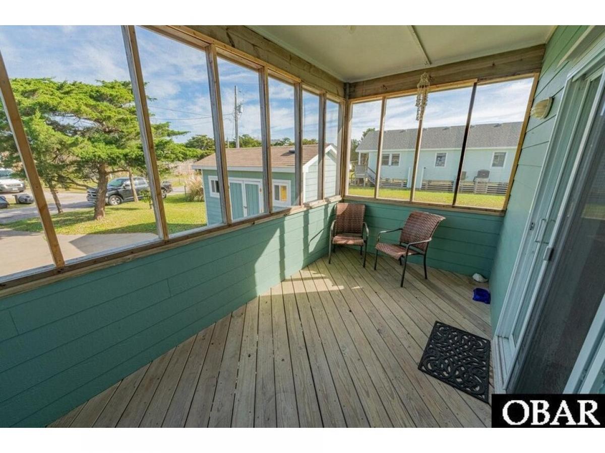 Picture of Home For Sale in Avon, North Carolina, United States