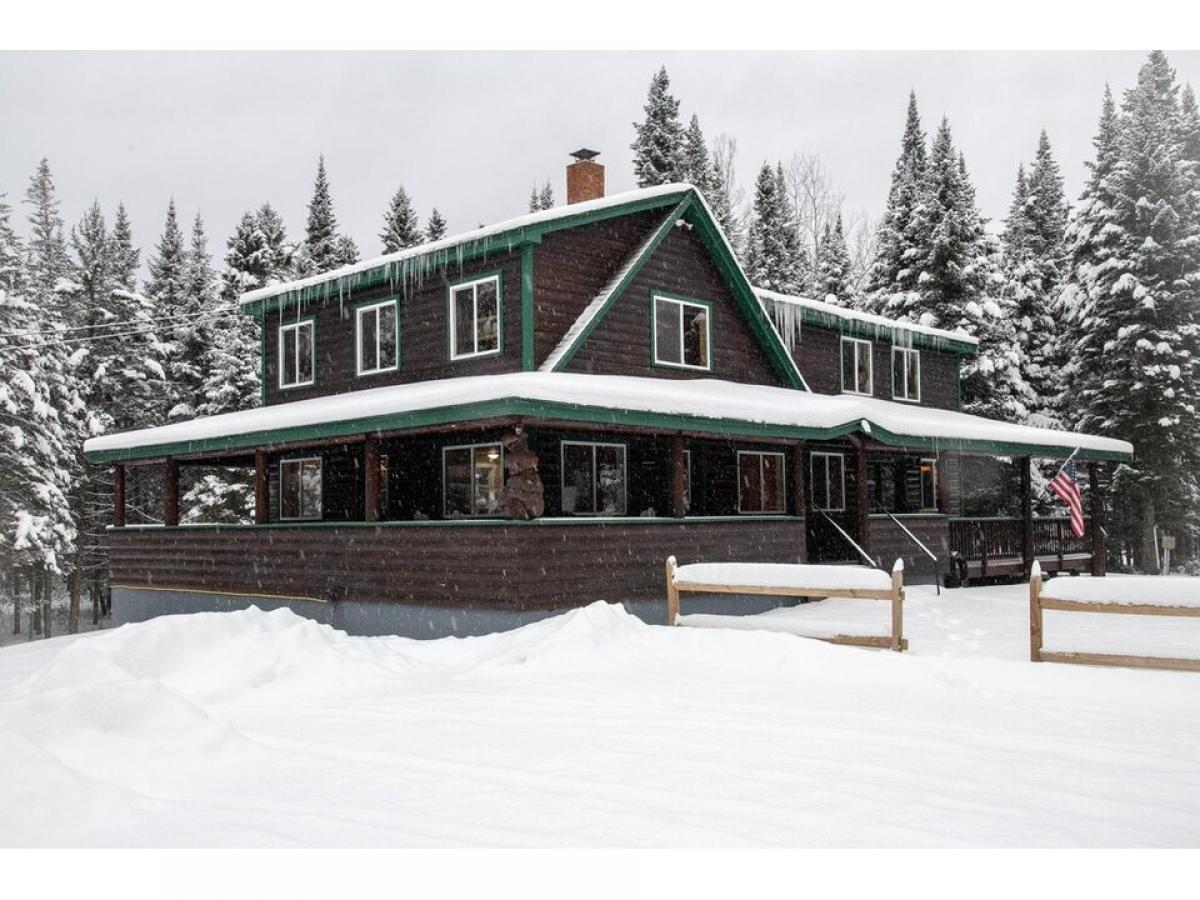 Picture of Home For Sale in Pittsburg, New Hampshire, United States