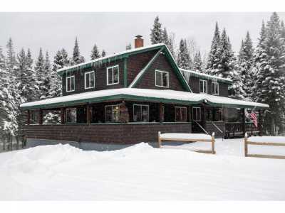 Home For Sale in Pittsburg, New Hampshire