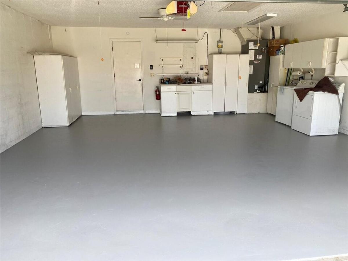 Picture of Home For Sale in Lake Suzy, Florida, United States