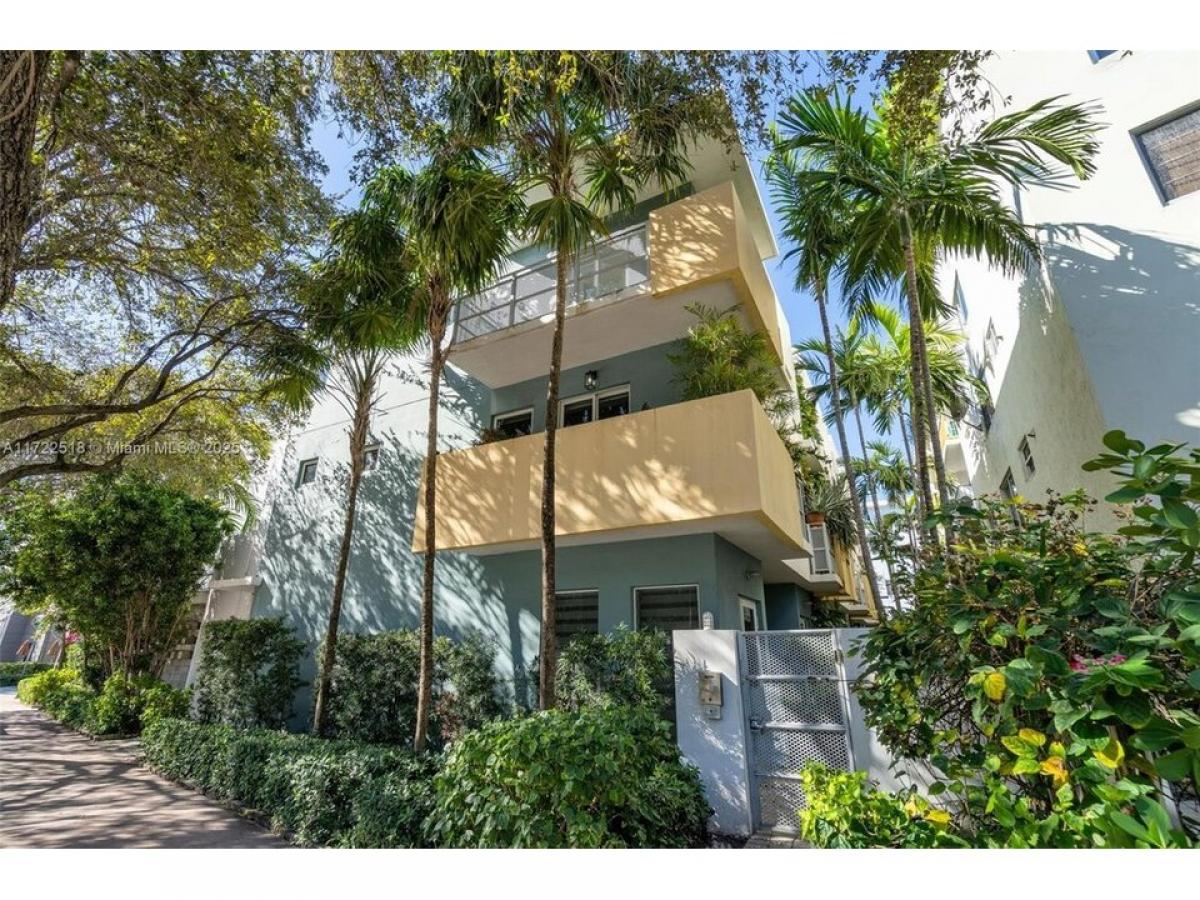 Picture of Home For Sale in Miami Beach, Florida, United States