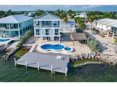 Home For Sale in Ramrod Key, Florida