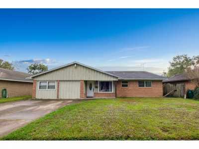 Home For Sale in Pasadena, Texas