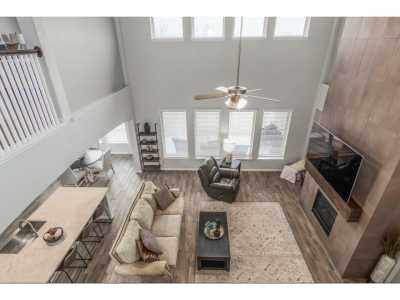 Home For Sale in Mont Belvieu, Texas