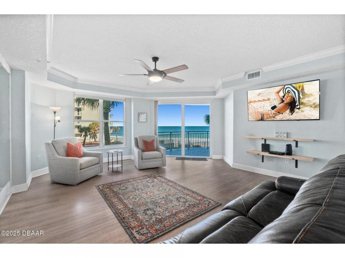 Picture of Home For Sale in Daytona Beach Shores, Florida, United States