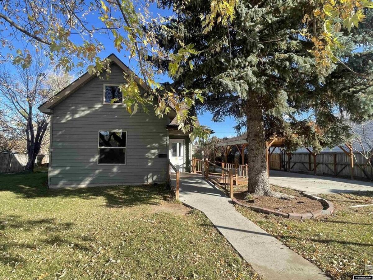 Picture of Home For Sale in Buffalo, Wyoming, United States
