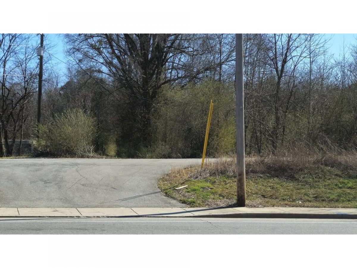 Picture of Residential Land For Sale in Ooltewah, Tennessee, United States