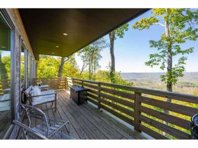 Home For Sale in Lookout Mountain, Georgia