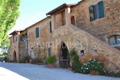Villa For Sale in Montalcino, Italy