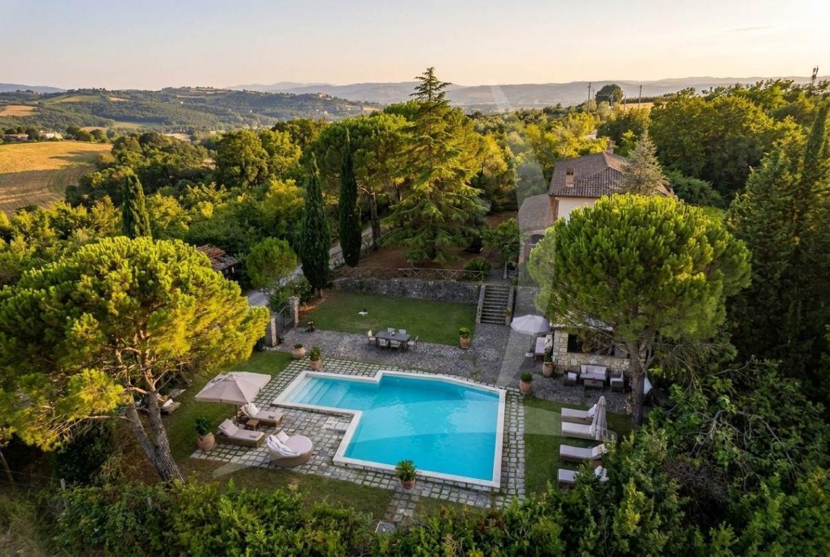 Picture of Home For Sale in Deruta, Umbria, Italy