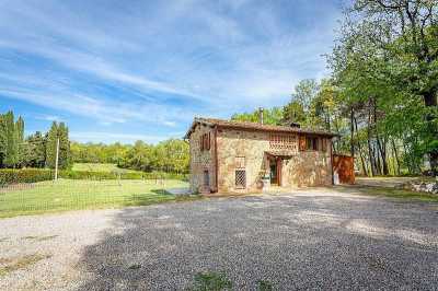 Home For Sale in Montaione, Italy