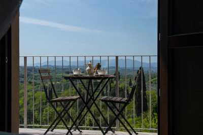 Home For Sale in Palaia, Italy
