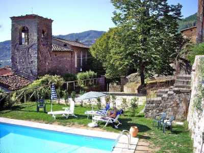 Villa For Sale in Capannori, Italy