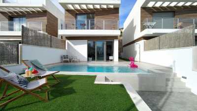 Villa For Sale in Villamartin, Spain