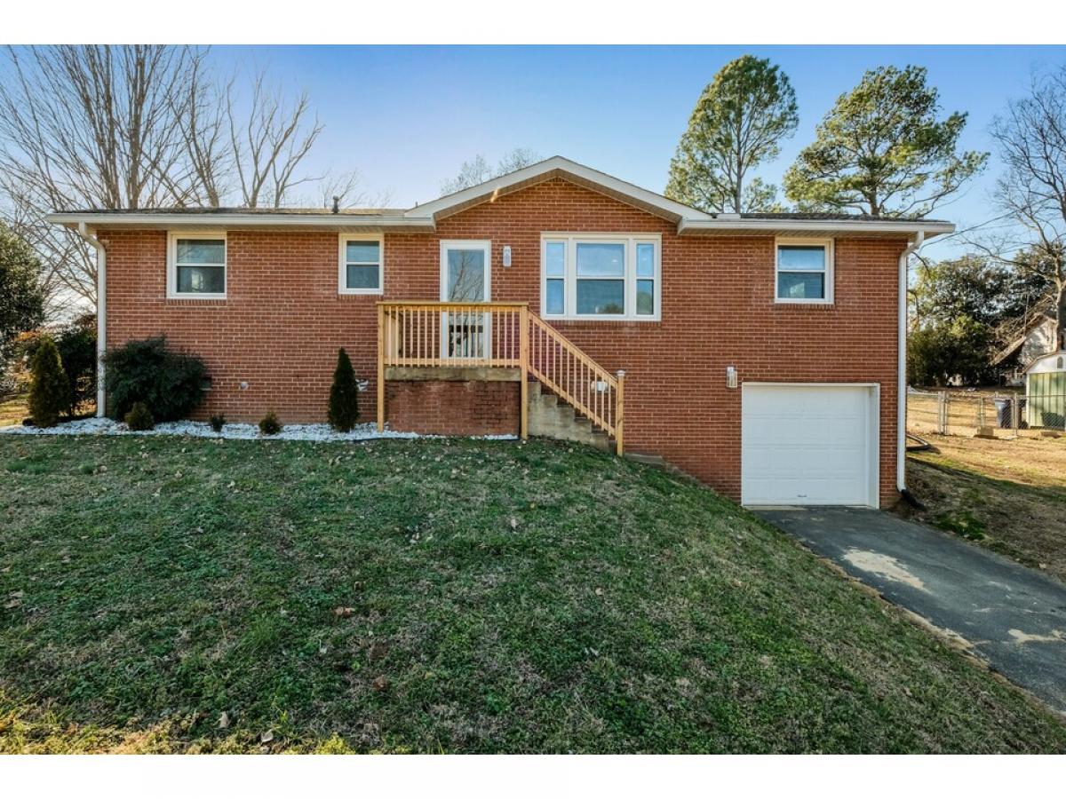 Picture of Home For Sale in Hermitage, Tennessee, United States