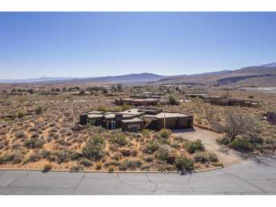 Home For Sale in Ivins, Utah
