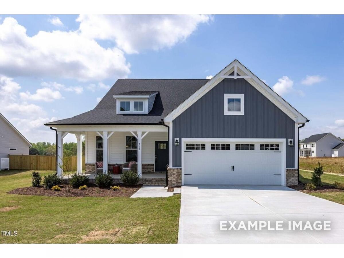 Picture of Home For Sale in Angier, North Carolina, United States