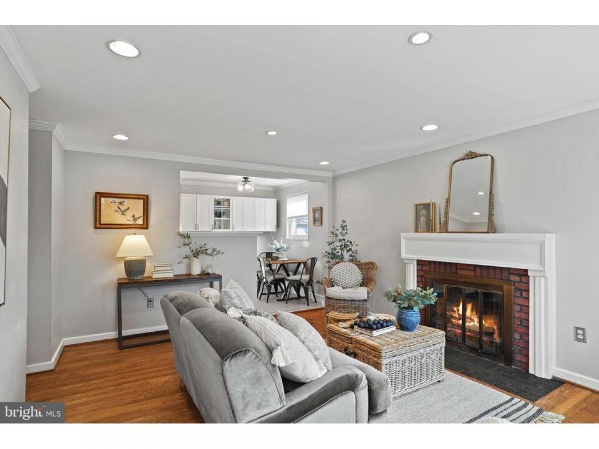 Picture of Home For Sale in Alexandria, Virginia, United States