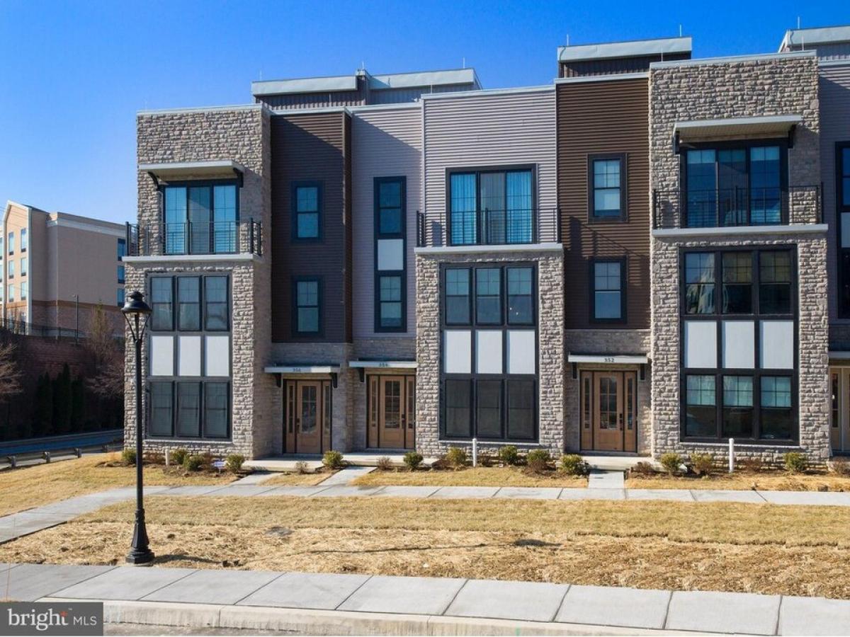 Picture of Home For Sale in Newtown Square, Pennsylvania, United States