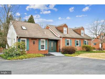 Home For Sale in Chadds Ford, Pennsylvania