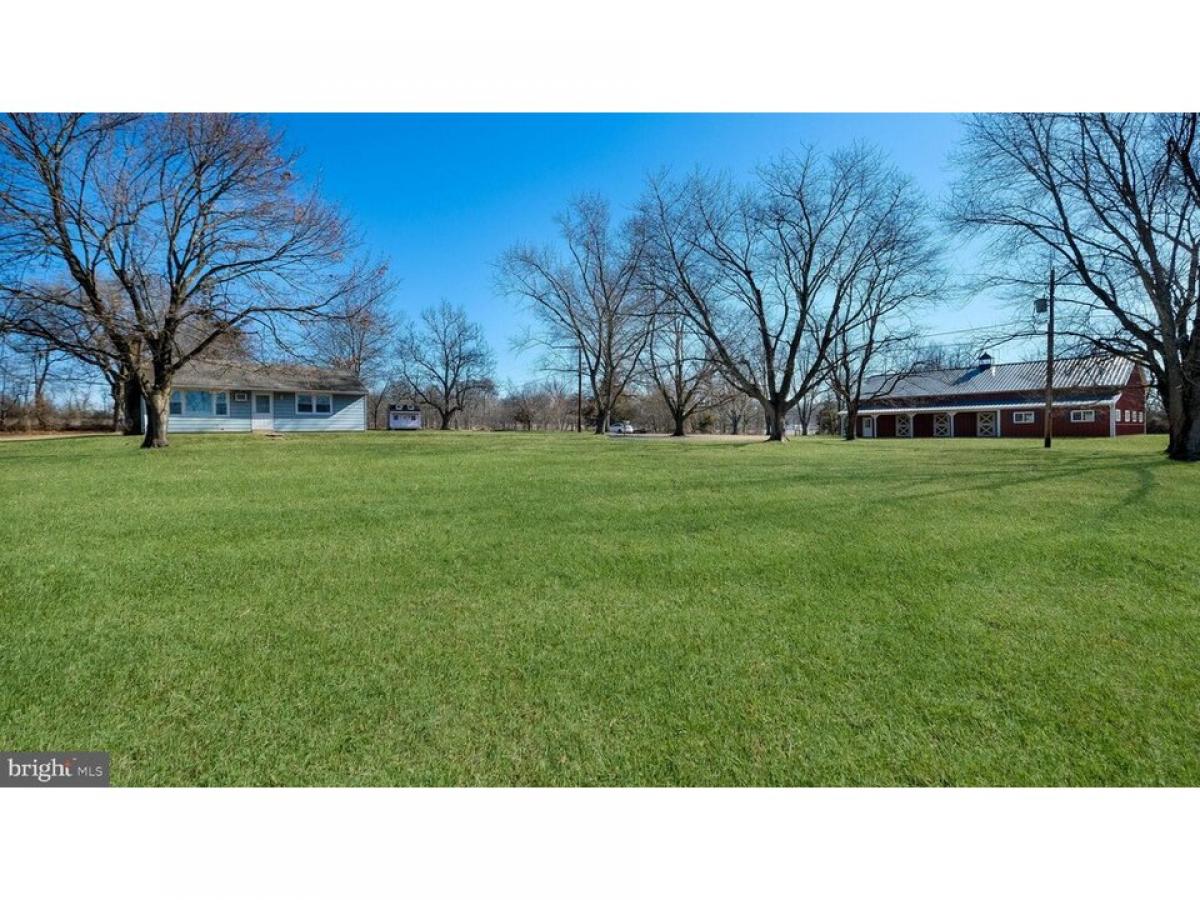 Picture of Residential Land For Sale in Furlong, Pennsylvania, United States