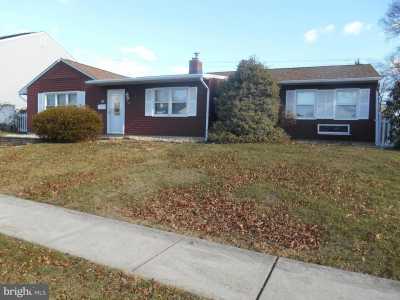 Home For Sale in Levittown, Pennsylvania