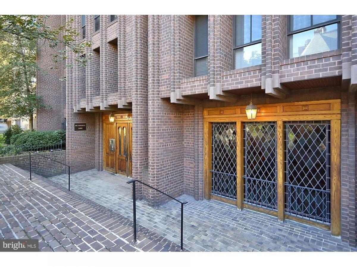 Picture of Home For Sale in Washington, District of Columbia, United States