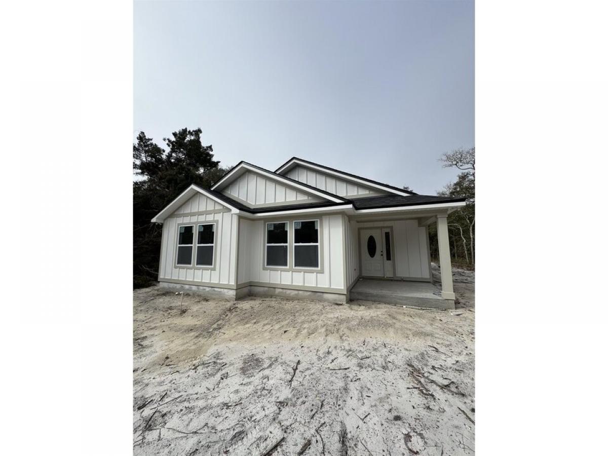 Picture of Home For Sale in Lanark Village, Florida, United States