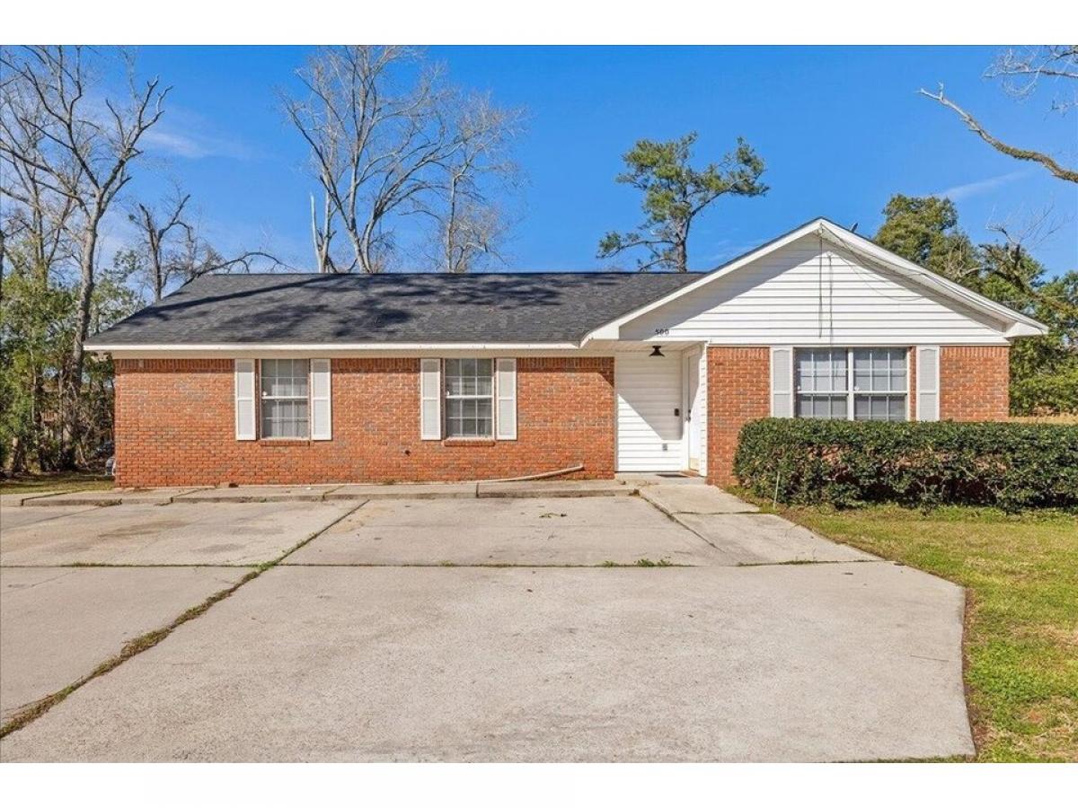 Picture of Home For Sale in Tallahassee, Florida, United States
