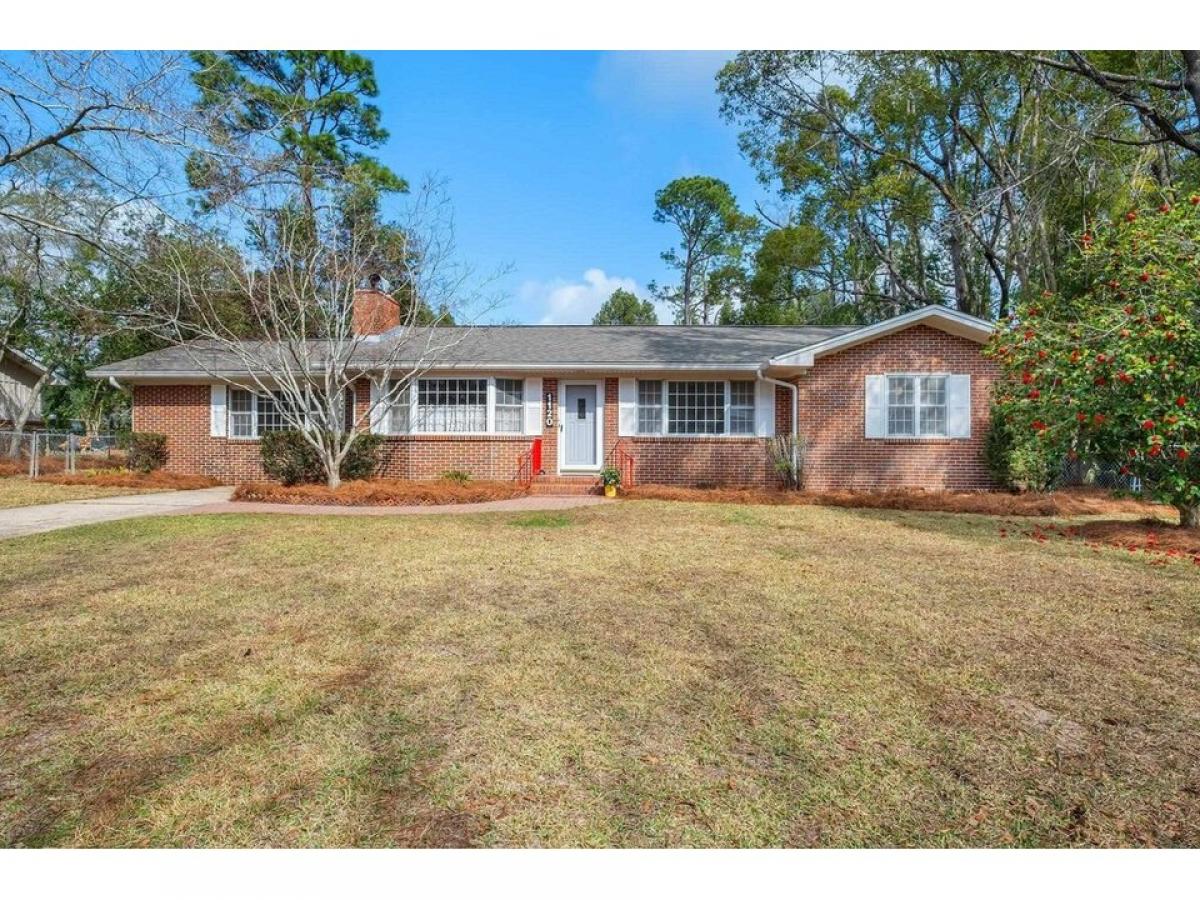 Picture of Home For Sale in Tallahassee, Florida, United States