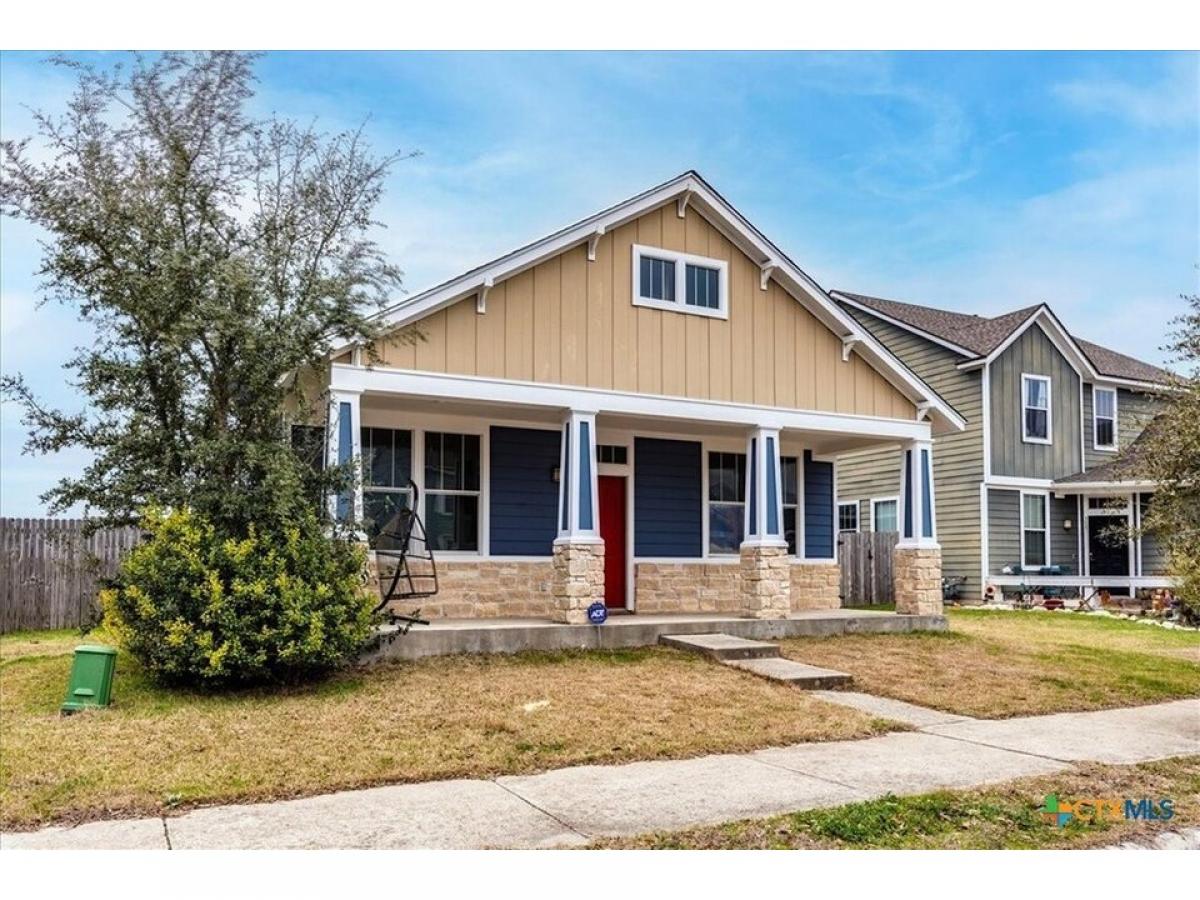 Picture of Home For Sale in San Marcos, Texas, United States