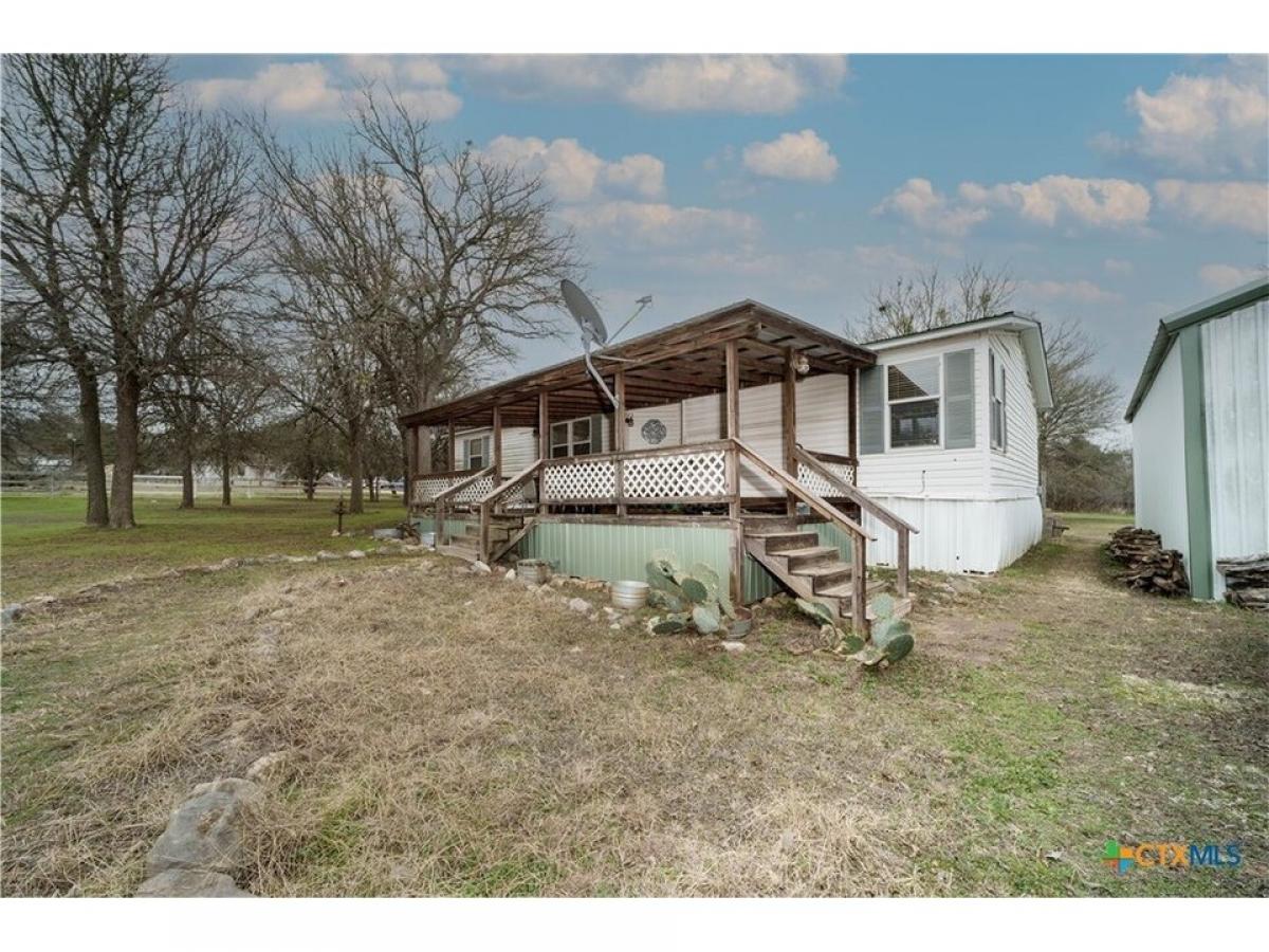 Picture of Home For Sale in San Marcos, Texas, United States