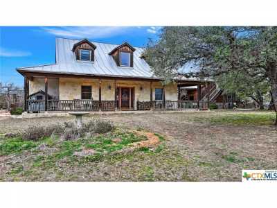 Home For Sale in Fredericksburg, Texas