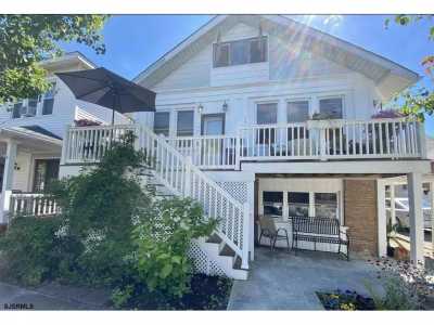 Home For Sale in Ventnor, New Jersey
