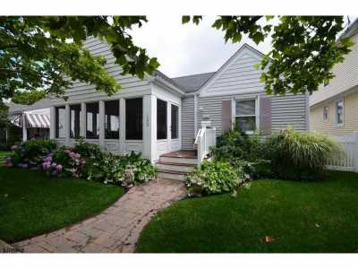 Home For Sale in Longport, New Jersey