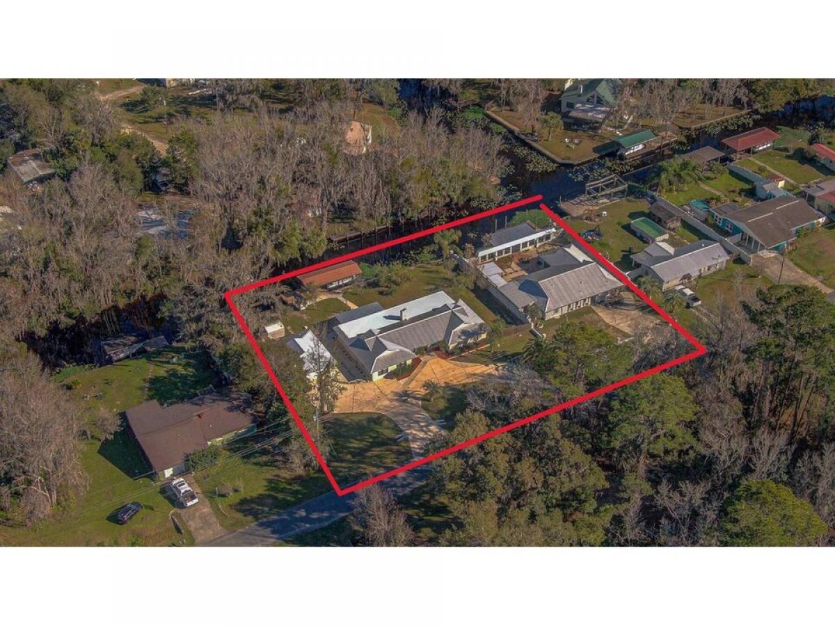 Picture of Home For Sale in Satsuma, Florida, United States