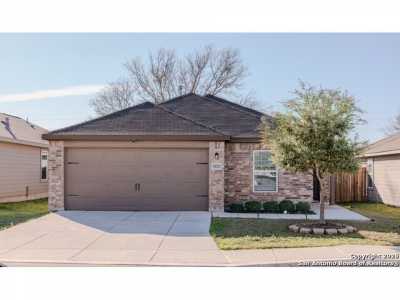 Home For Sale in Von Ormy, Texas