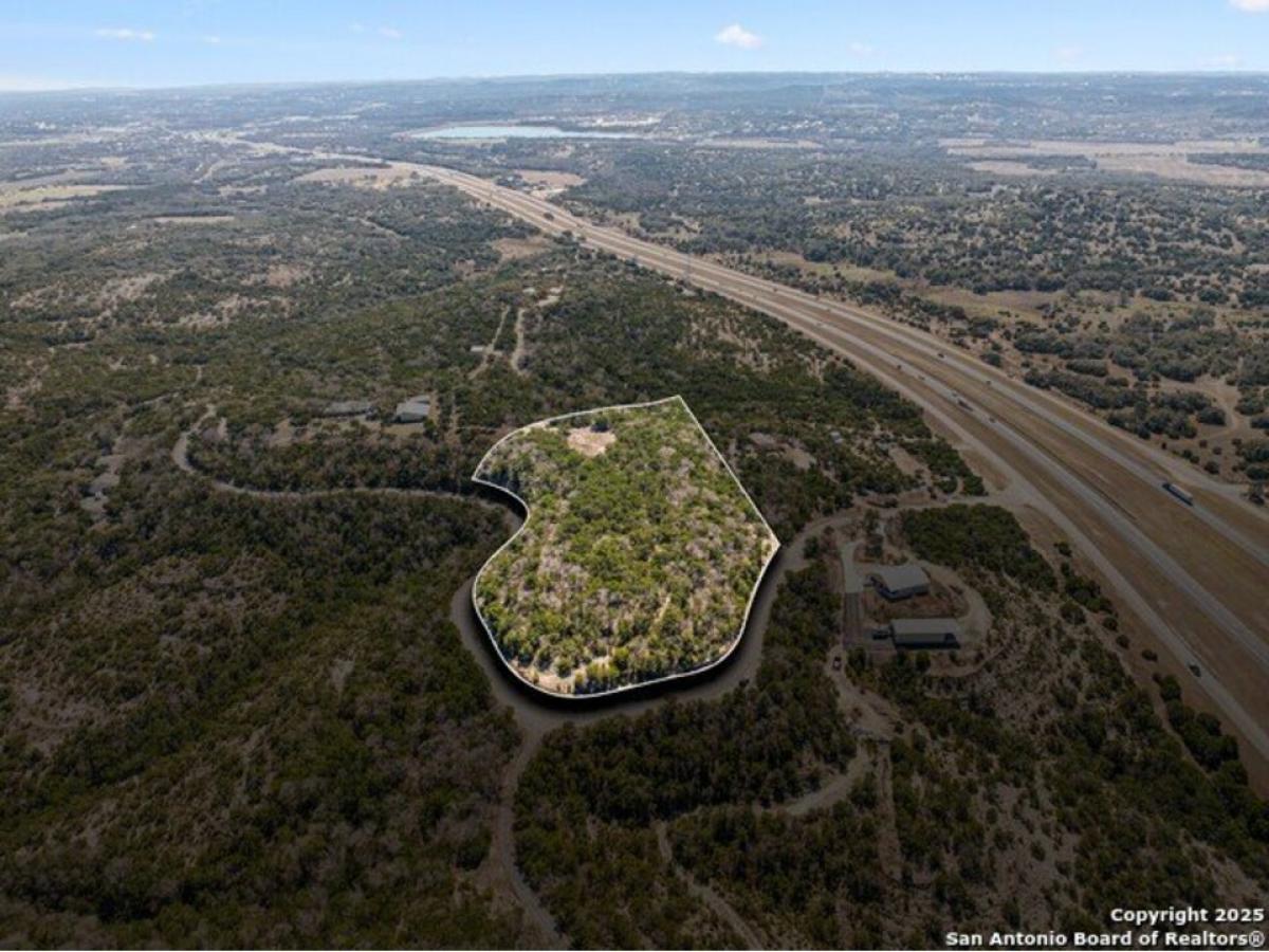 Picture of Residential Land For Sale in Boerne, Texas, United States