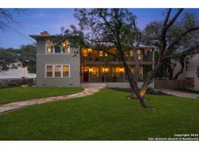 Home For Sale in Alamo Heights, Texas