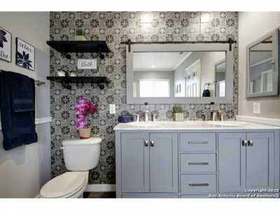 Home For Sale in Selma, Texas