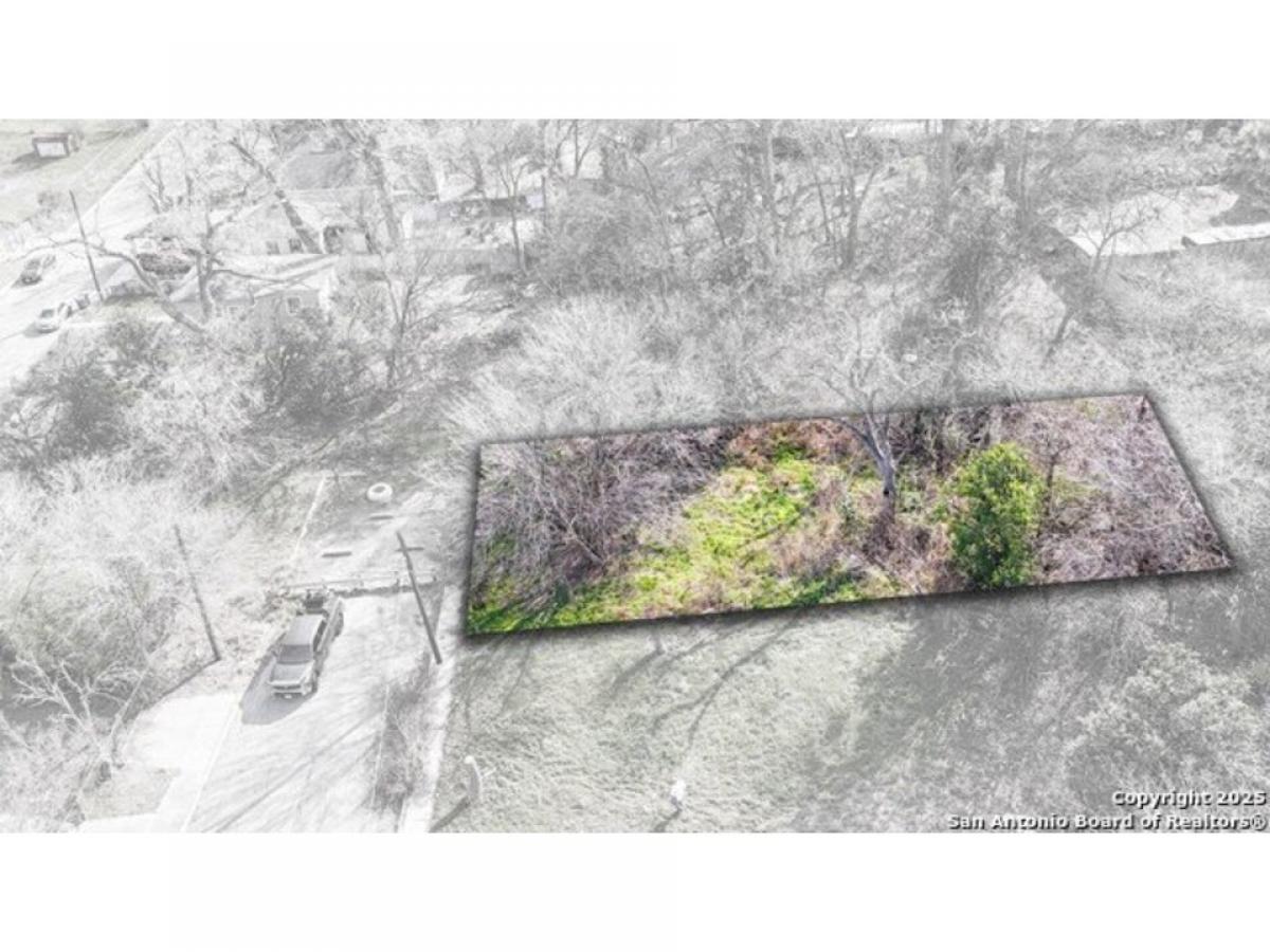 Picture of Residential Land For Sale in San Antonio, Texas, United States