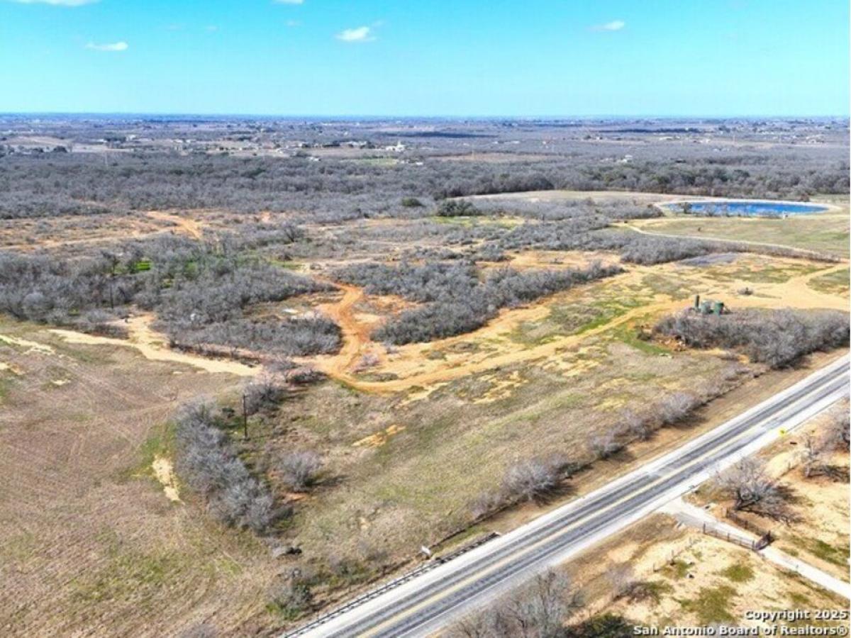 Picture of Farm For Sale in Seguin, Texas, United States