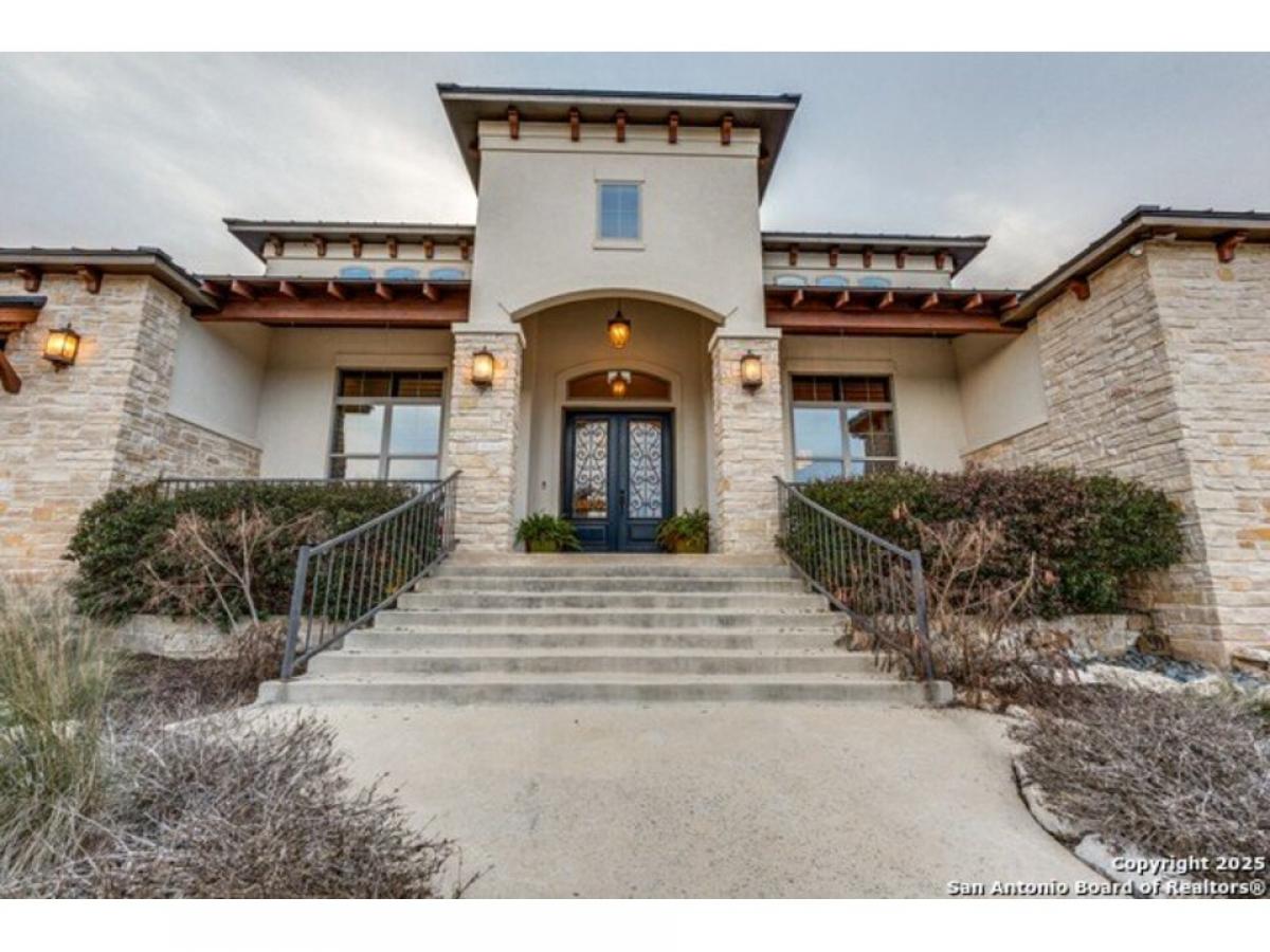 Picture of Home For Sale in New Braunfels, Texas, United States