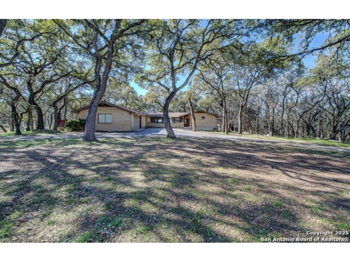 Picture of Home For Sale in New Braunfels, Texas, United States